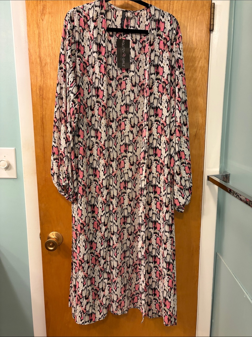 Glitzy Girlz, XL Pink & Black Snake Print Maxi duster, robe, cover up NWT